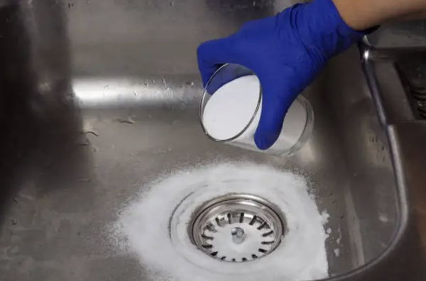 Hand cleaning drink with baking soda